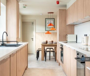 1 bedroom in a house share to rent - Photo 6