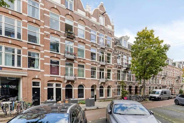 Derde Helmersstrat | One Bedroom | Newly Renovated - Photo 1
