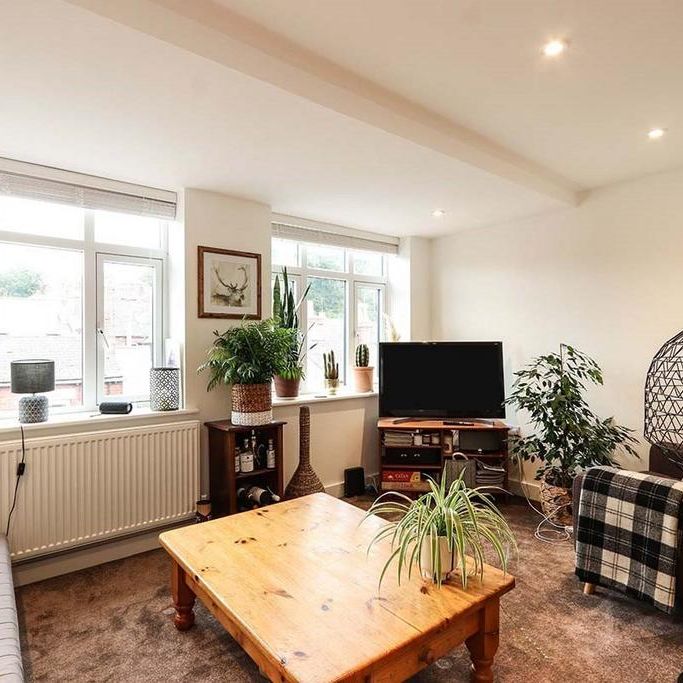 3 bedroom apartment to rent - Photo 1