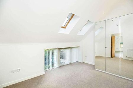 High Street, Marshfield, SN14 - Photo 4