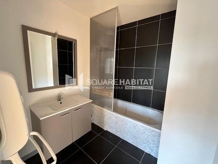 Location Appartement 2 pièces 53m² MAUBEUGE 59600 - Photo 5