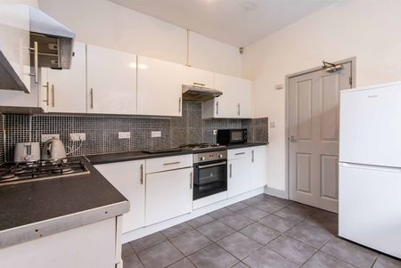 Room in a Shared House, Noel Street, NG7 - Photo 5