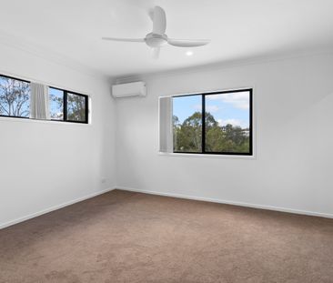 1 River Cove Circuit, Murrumba Downs QLD 4503 - House For Rent | Do... - Photo 2