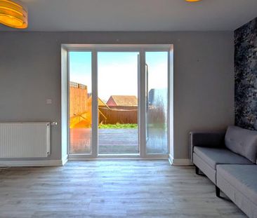 2 bedroom semi-detached house to rent - Photo 2