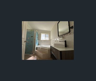 Ideal Family Home in Prime Location - Photo 1