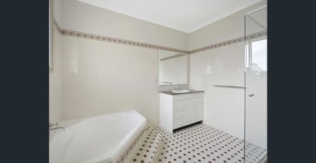 Peaceful and Private Townhouse - Photo 5