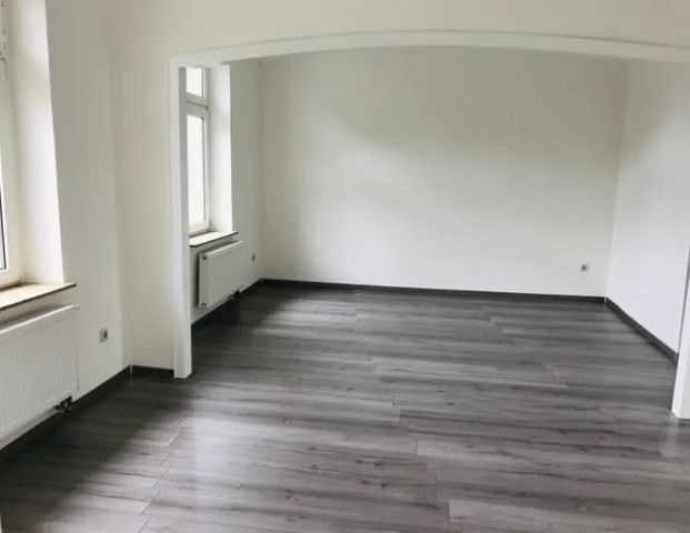 Schöne 2,5 Zimmer-Wohnung in 47228 Duisburg-Rheinhausen - Photo 1