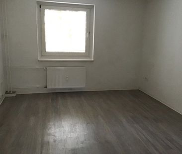 Moderne 3-Zimmer-Wohnung mit Balkon kurzfristig verfügbar - Photo 5