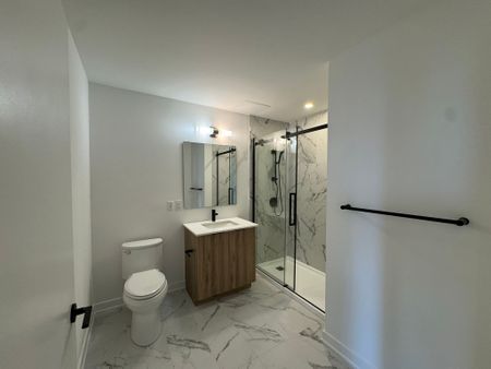 For Lease - 56 Lakeside Terrace Unit# 107, Barrie, Ontario - Photo 2