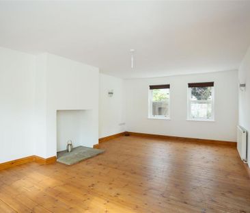 4 bedroom detached house to rent - Photo 1