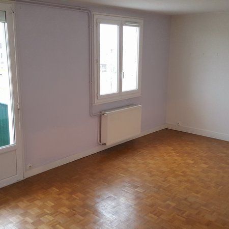 A LOUER - QUARTIER PIGNOUX - T3 de 64.83m² avec balcon, cave et grenier - Photo 4