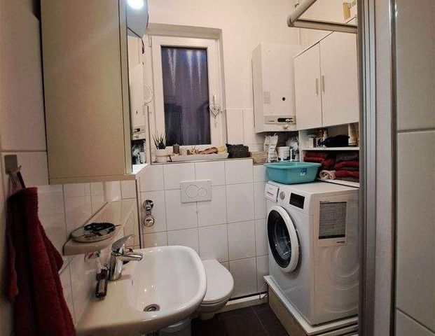 Charmante 3-Zimmer-Whg. mit Garten in zentraler Lage // Bugenhagenstraße 4, Südfriedhof - Photo 1