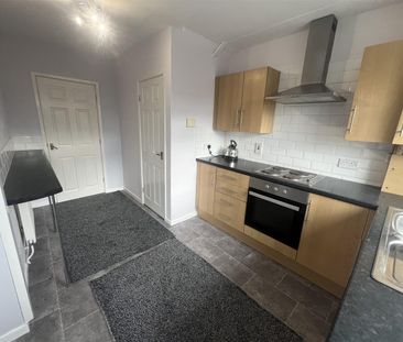 Glebe Road, Thorne, Doncaster - Photo 6