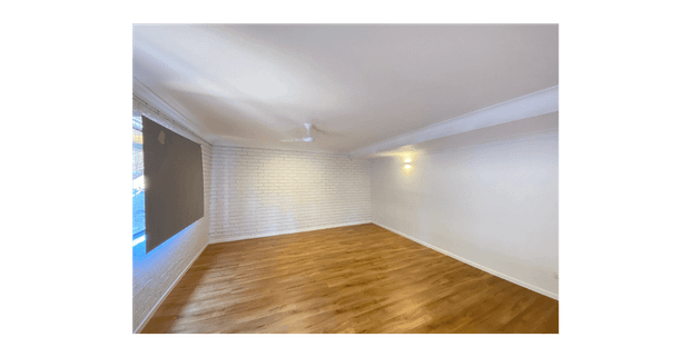 Dual-Living 5-Bedroom Home in North Maclean - Photo 1