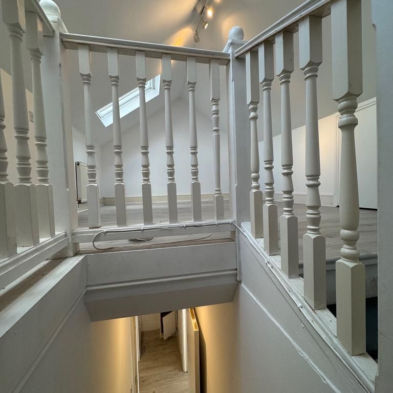 3 bedroom flat to rent - Photo 1