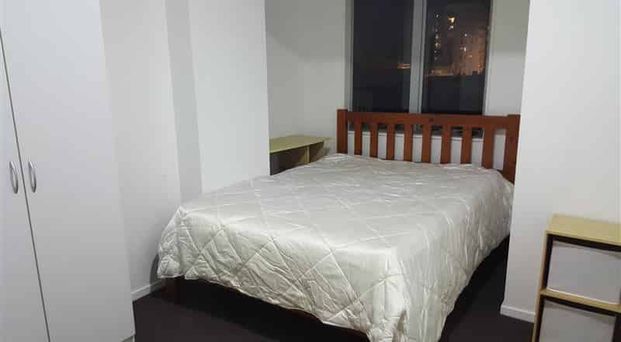 CITY CENTRAL - 1 Bedroom Apartment - Photo 1