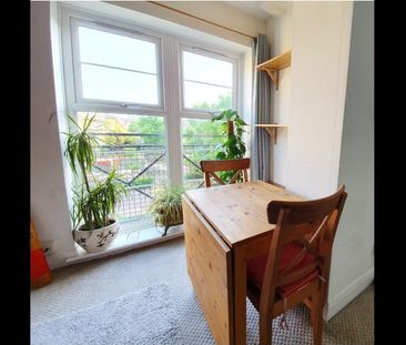 1 Bed Flat, Memorial Avenue, E15 - Photo 6