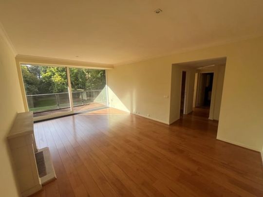 Appartement te huur - Photo 1