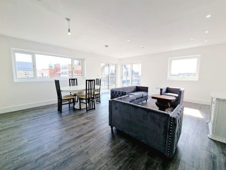 3 bedroom apartment to rent - Photo 5