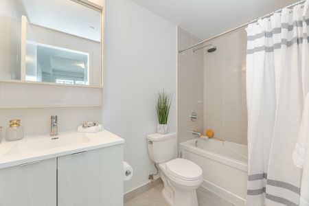 For Lease - 2560 Eglinton Avenue Unit# 802, Mississauga, Ontario - Photo 4