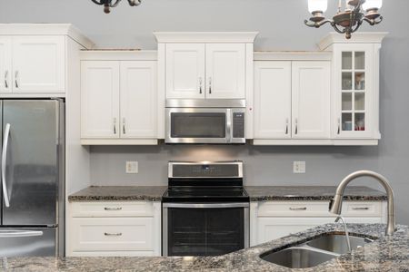 For Lease - 7 Sapphire Court, St. Catharines, Ontario - Photo 3