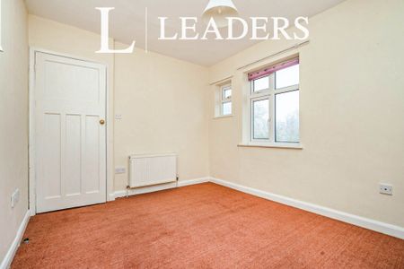 3 bedroom house to rent The Green, Long Whatton, Loughborough, LE12 - Photo 3