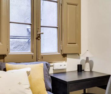 Room in a shared 5-bedroom apartment for rent in El Gòtic - Foto 4