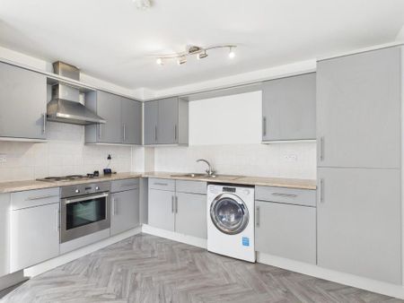 2 bedroom apartment to rent - Photo 4