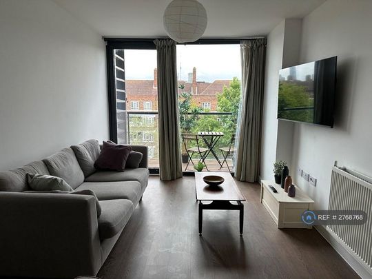 2 bedroom flat to rent - Photo 1