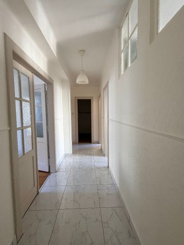 Location Appartement 4 pièces 86m² - Photo 3