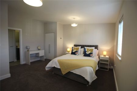 2 bedroom apartment to rent - Photo 4