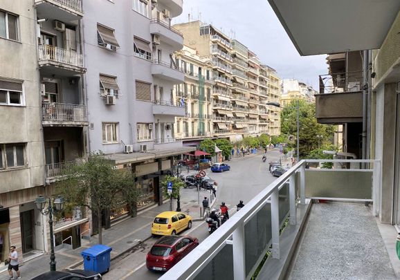 Διαμέρισμα για ενοικίαση Αριστοτέλους - Ιστορικό Κέντρο (Κέντρο Θεσσαλονίκης) - Photo 1