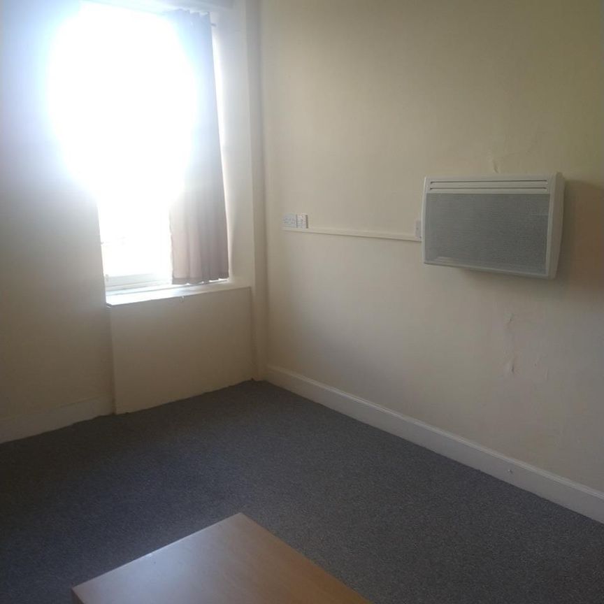 1 Bed Flat, Midlock Street, G51 - Photo 1