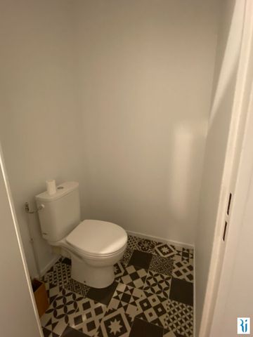 Location Appartement 2 pièces 46m² ROUEN 76000 - Photo 5