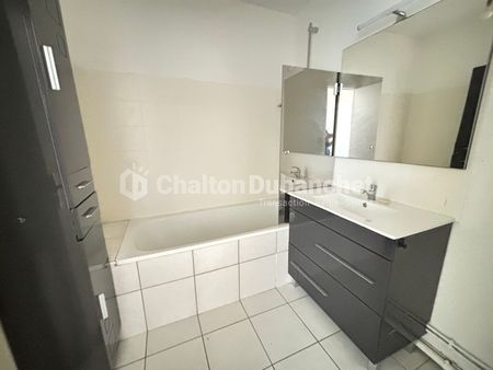 Location Appartement 4 pièces 78m² - Photo 5