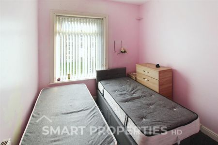 Church Street, Crosland Moor, Huddersfield - Photo 2