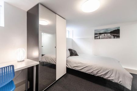 8 bedroom retirement property to rent - Photo 4