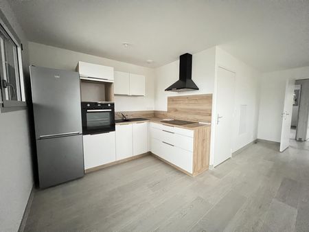 Location Appartement CREVIN - Photo 3