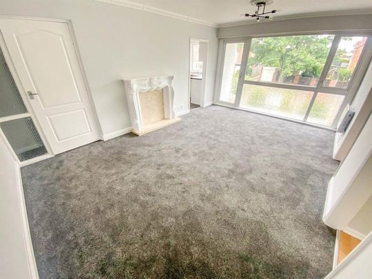 2 BED Apartment To rent - Photo 1