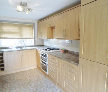 3 bedroom terraced house to rent - Photo 6