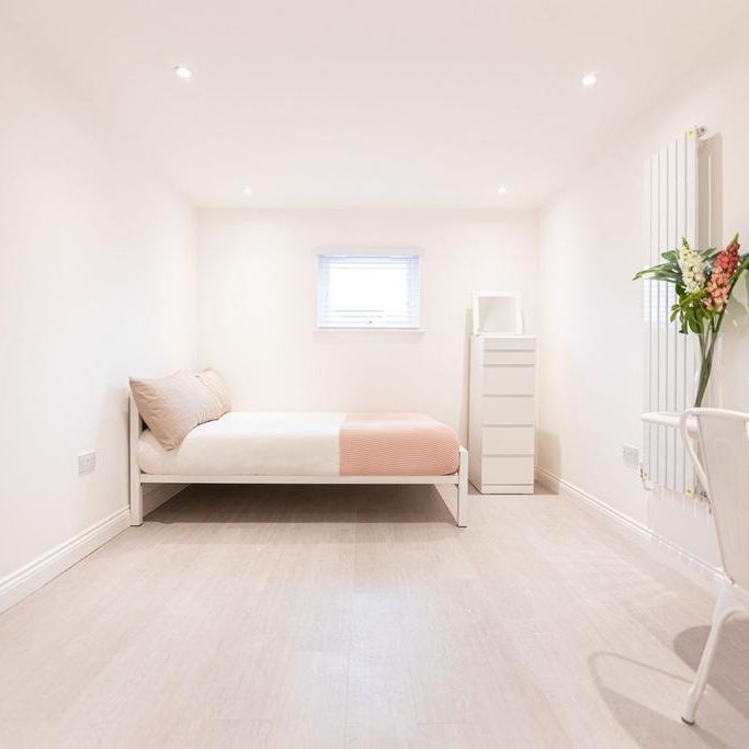 7 bedroom house to rent - Photo 1