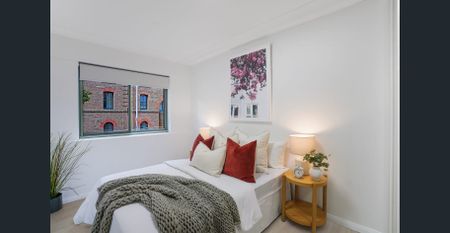 Immaculate 2-Bedroom Apartment with North-East Aspect - Photo 2