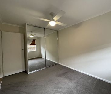 Positioned perfectly in Altona Meadows - Photo 1