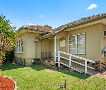 CUTE, COSY AND CENTRAL - Photo 6