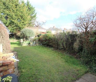 1 bedroom in a house share to rent - Photo 6