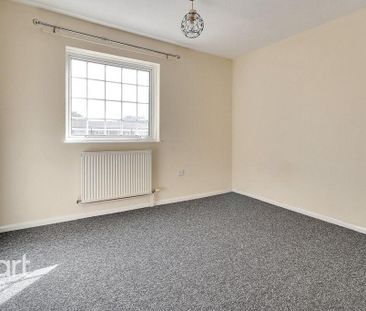 3 bedroom terraced house to rent - Photo 6