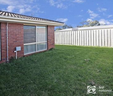 Cosy two bedroom unit - Photo 4