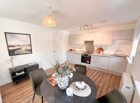 2 bedroom semi-detached house to rent - Photo 3