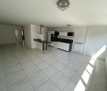 Location Appartement 5 pièces 95m² ROYAT 63130 - Photo 4