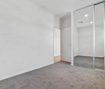 Spacious townhouse in Magill - Photo 3